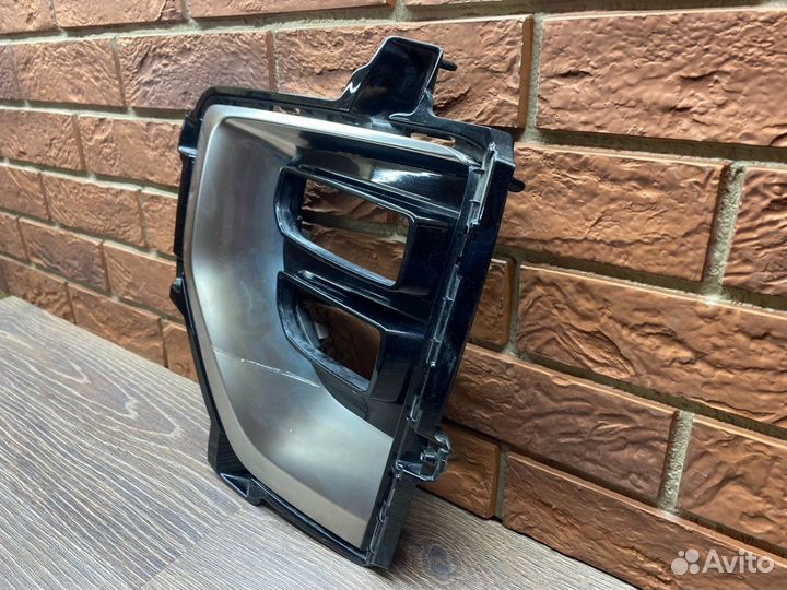 Решётка в бампер левая Kia Mohave 2020+