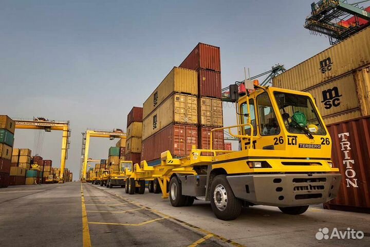 Машинист Терберга в порт м.Автово