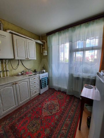 2-к. квартира, 49 м², 1/3 эт.