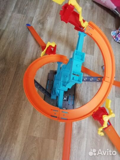 Трек хот вилс + канатный трек Монстр-трак