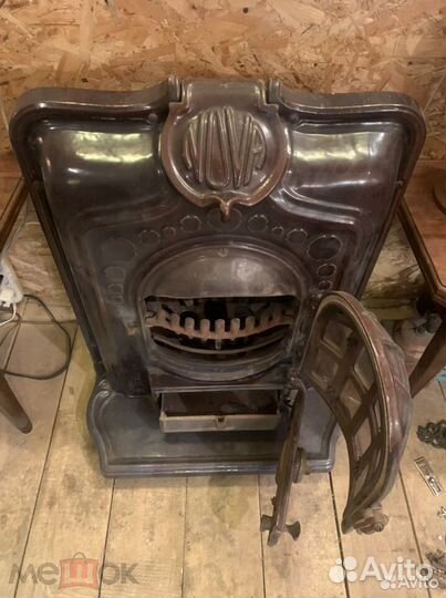 Антикварная чугунная печь камин 19 век