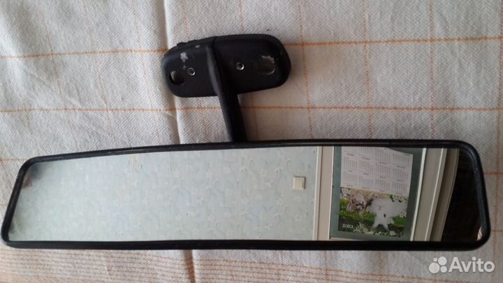 Зеркало заднего вида салонное