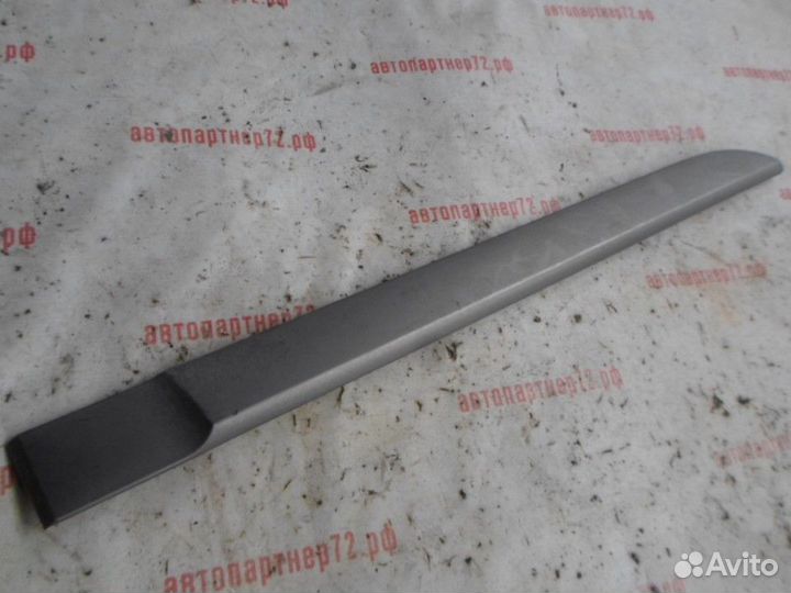 Молдинг двери задней правой Megane 2