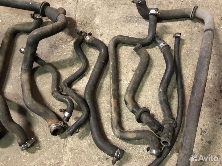 Патрубки шланги W124 M103 3.0 оригинал