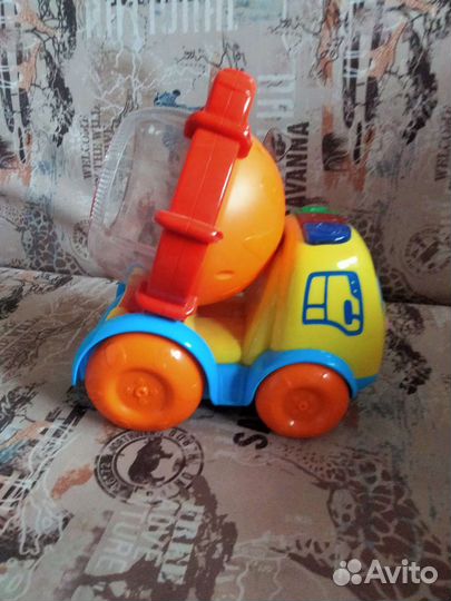 Машинка игрушка