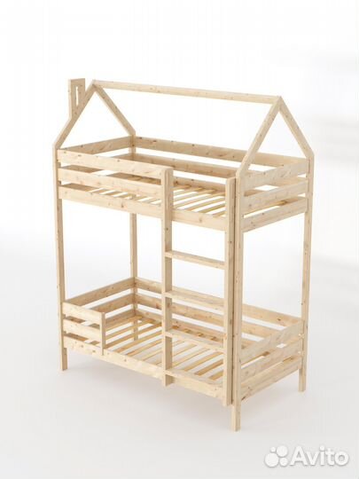 Кровать двухъярусная из массива дерева