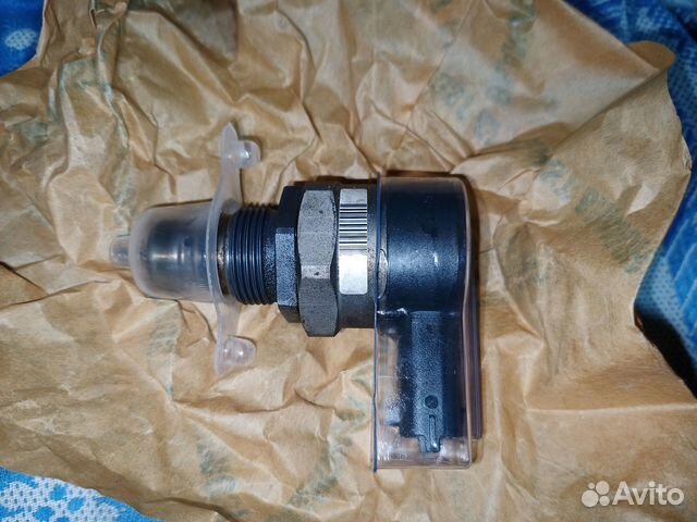 Регулятор давления топлива bosch 0281002800