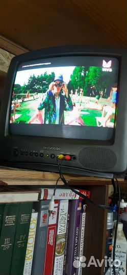 Телевизор Daewoo KR14E5 и Panasonic 14 дюймов