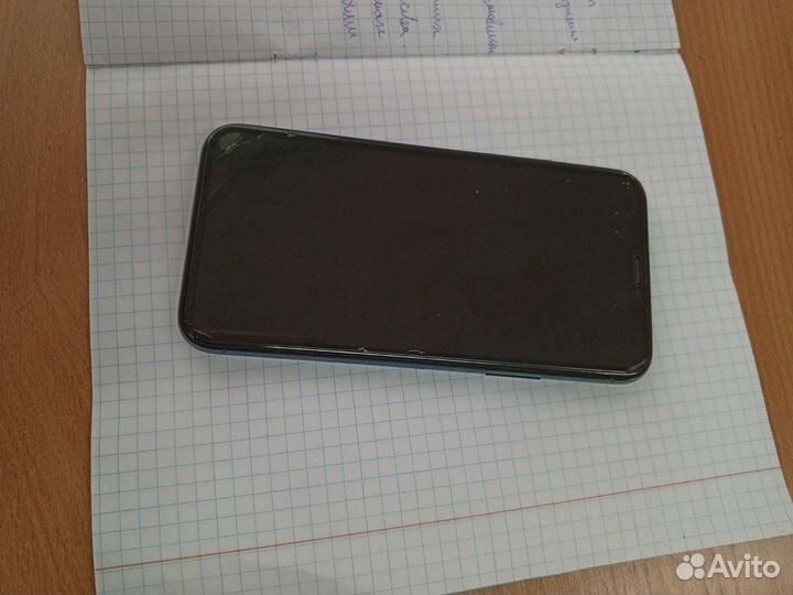 iPhone 11 Pro, 64 ГБ