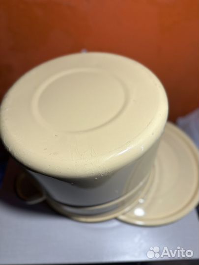 Кастрюля эмалированная