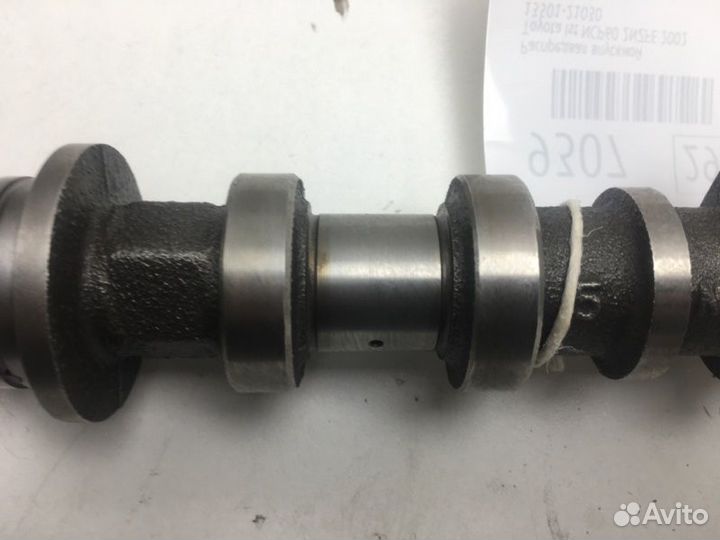 Распредвал впускной Toyota Ist NCP60 2nzfe 2002