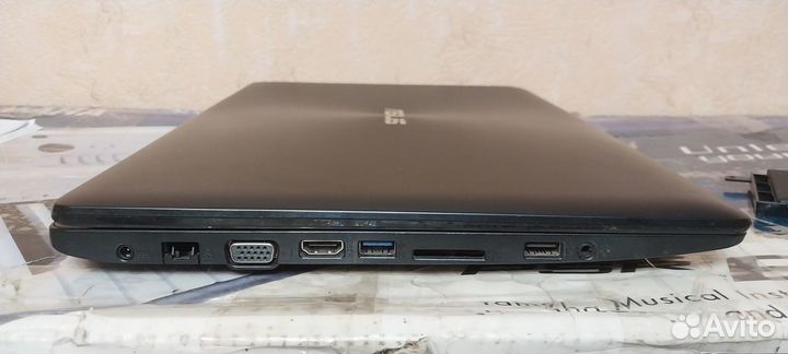 Ультрабук Asus X553M