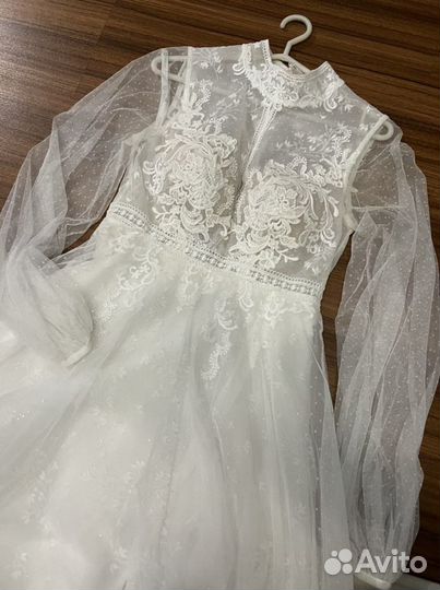 Свадебное платье