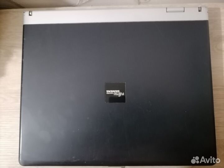 Ноутбук Fujitsu Amilo Pro V2030
