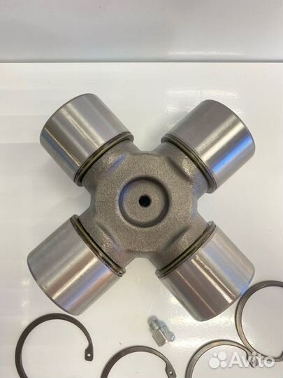 Крестовина карданного вала Scania