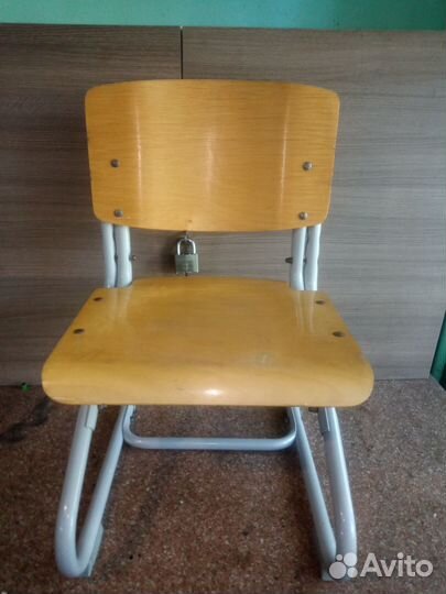 Растущая парта и стул бу