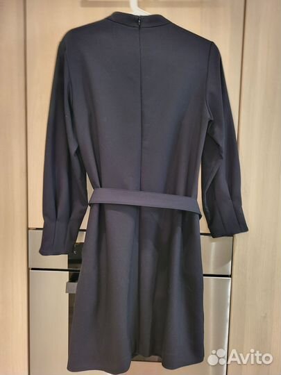 Платье бренда Calista