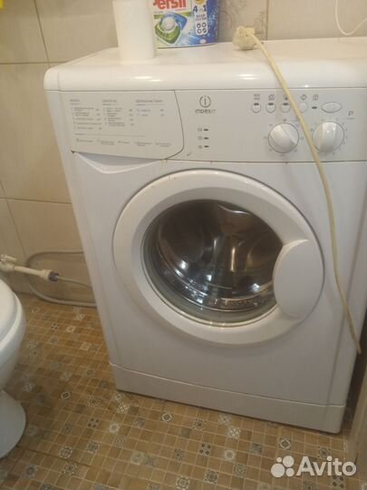 Стиральная машина indesit