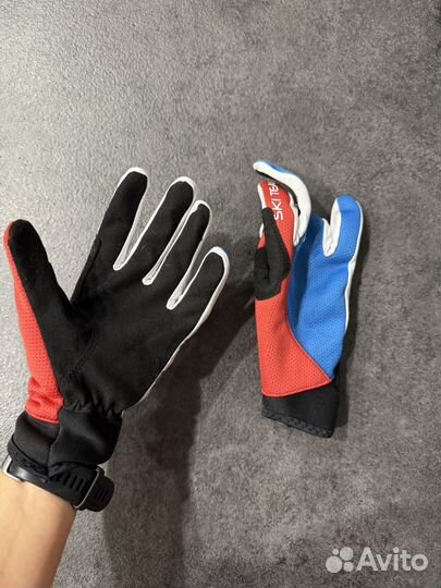 Спортивные перчатки ski team