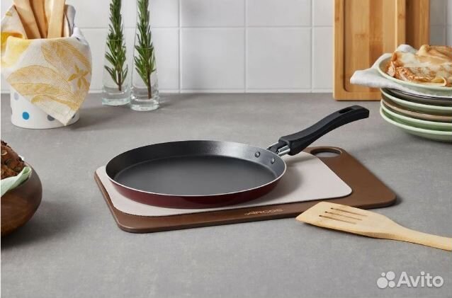 Блинница Scovo Expert 22 см без крышки