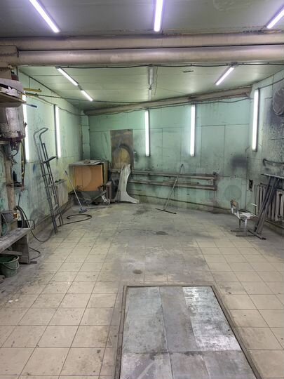 Гараж, > 30 м²