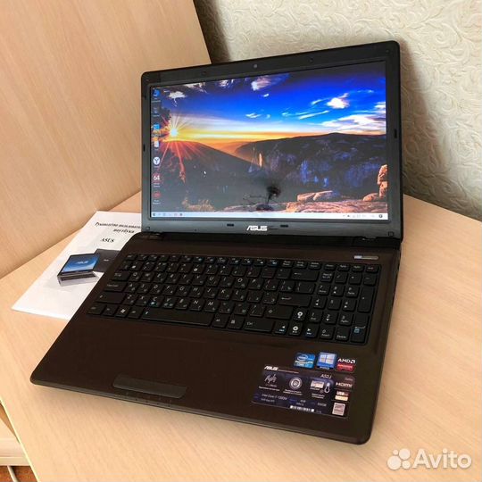 Игровой ноутбук Asus A52JU 8ядер i7/10Гб/SSD