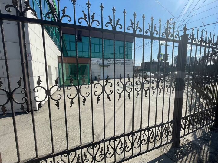 Свободного назначения, 869 м²