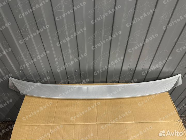 Спойлер Land Cruiser 200 07-14 серебристый 1F7 5249
