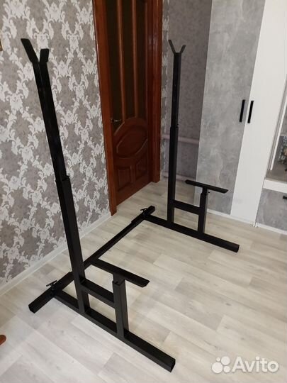 Стойка для штанги