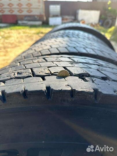 Продам резину на камаз