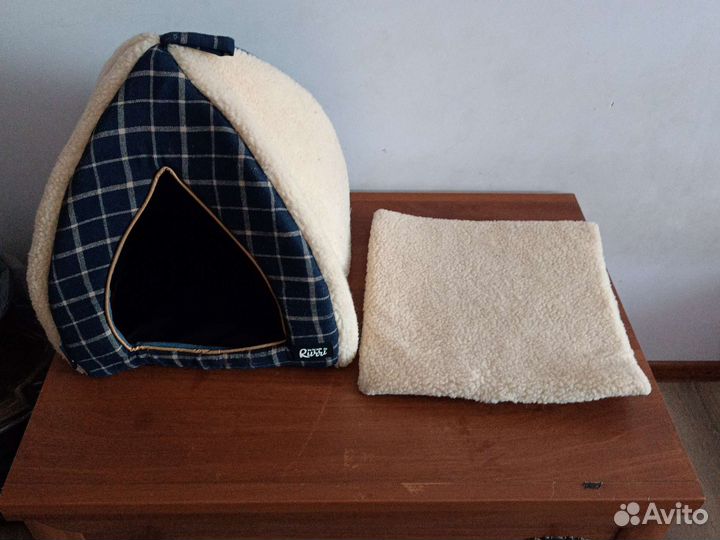 Домик лежанка для кошки и собаки