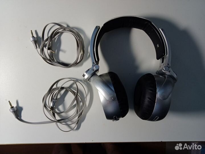 Sony MDR-XB920