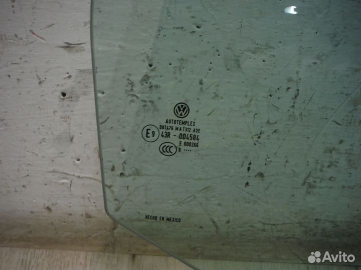 Стекло двери задней правой volkswagen Jetta V 2009