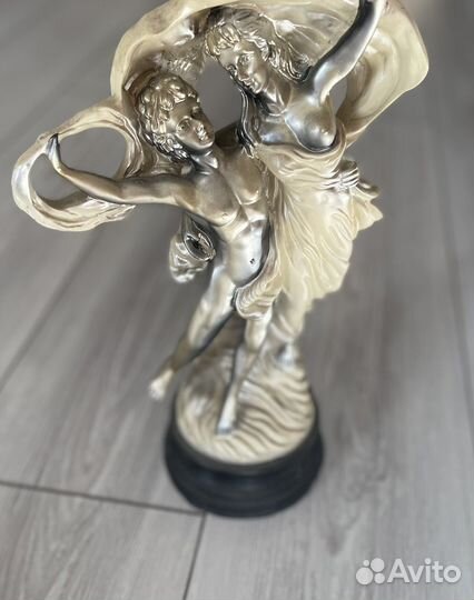 Статуэтка ангел