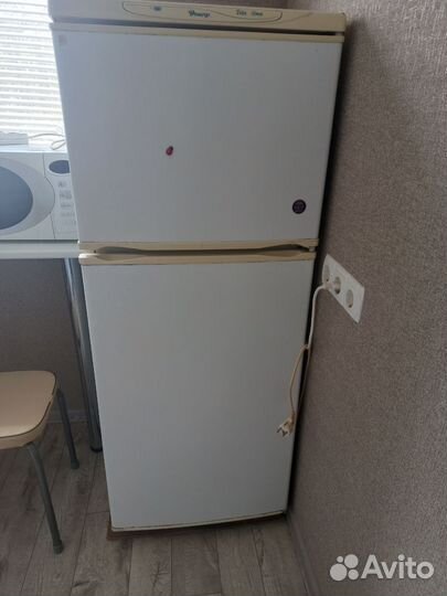 Холодильник на запчасти