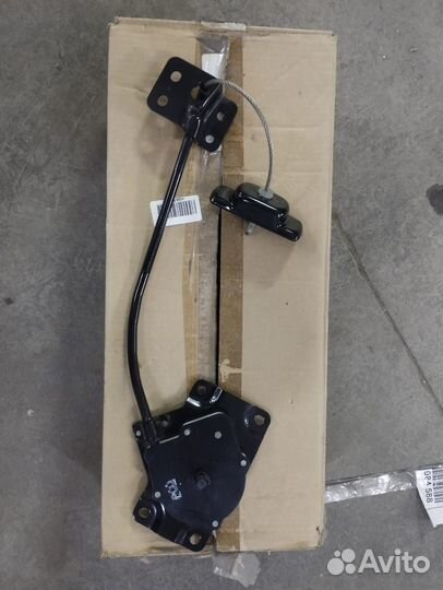 Кронштейн запасного колеса KIA