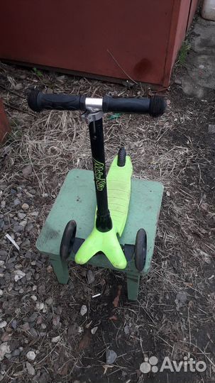 Детский самокат трехколесный