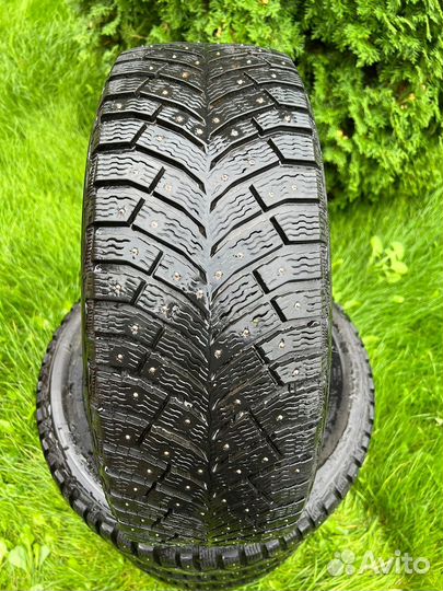 Michelin X-Ice North 4 205/55 R16