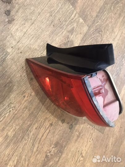 Фонарь задний правый Kia Magentis