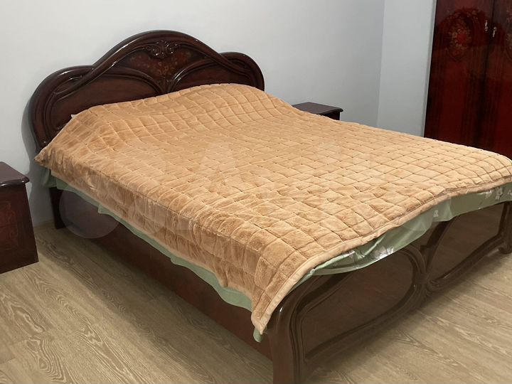 Дом 190 м² на участке 5 сот.
