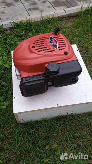 Двигатель для газонокосилки
