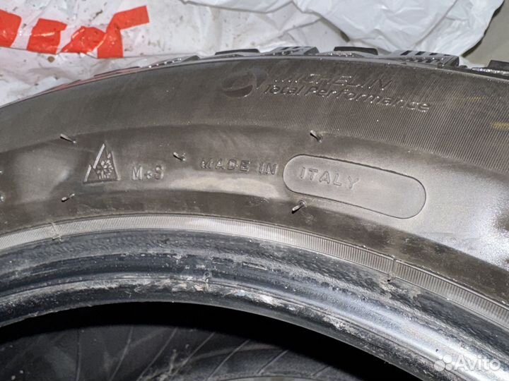 Michelin X-Ice North 4 245/50 R18 100H