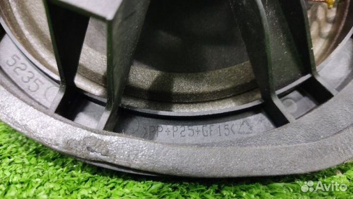 Динамик задний левый Opel Insignia седан 2.0 A20DT