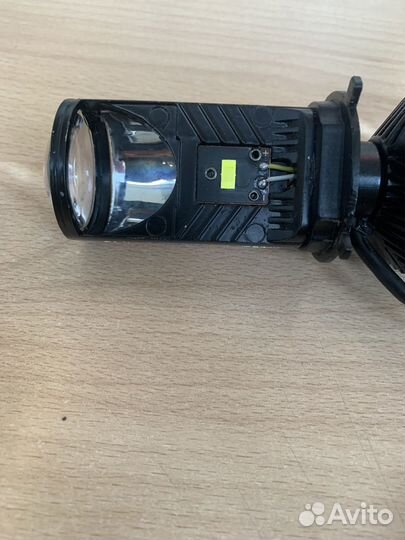 Светодиодные лампы h4 с мини линзами Y9 H4 HI/LED