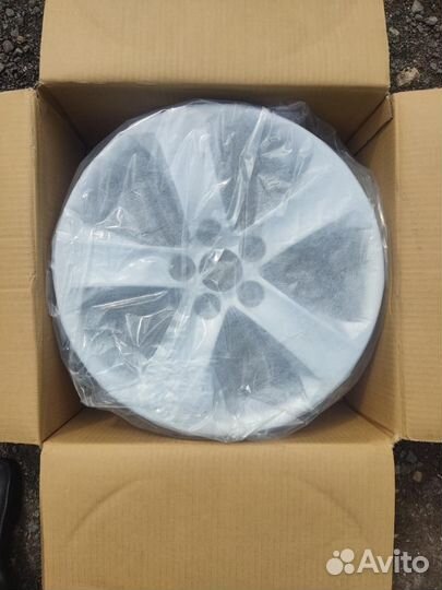 Новые оригинальные диски Toyota RAV R17 2015-2020