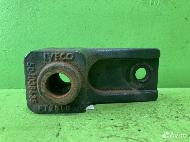 Кронштейн амортизатора кабины iveco stralis