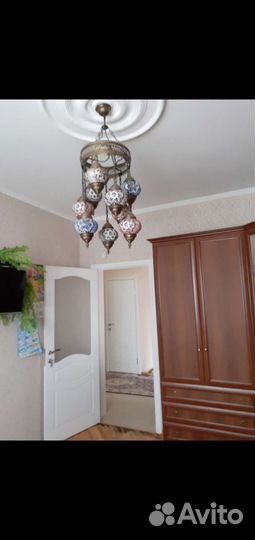 Люстра, бра, на настольная лампа в комплекте