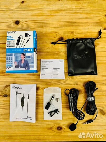 Петличный микрофон Boya BY-M1 c ветрозащитой