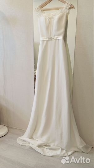 Свадебное платье 42