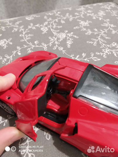 Модель автомобиля Ferrari